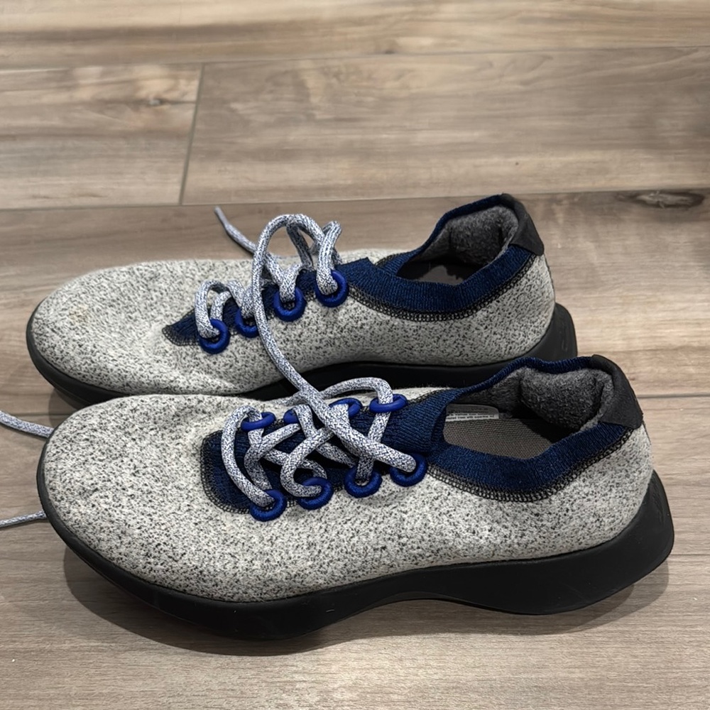 Allbirds women’s Gray and Blue Shoes. 9.5 - Picture 2 of 5